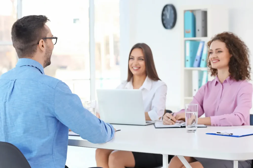 when to use a recruitment agency